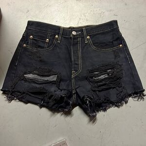 Size 27 Levi’s Dark Denim Distressed Highrise Shorts